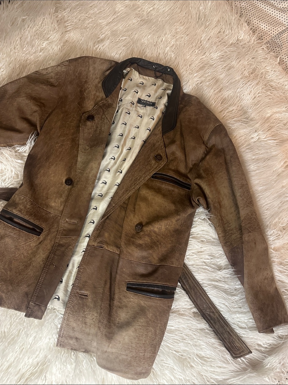 Vintage Yorn Boutique Lined Men’s Leather Belte Blazer Jacket